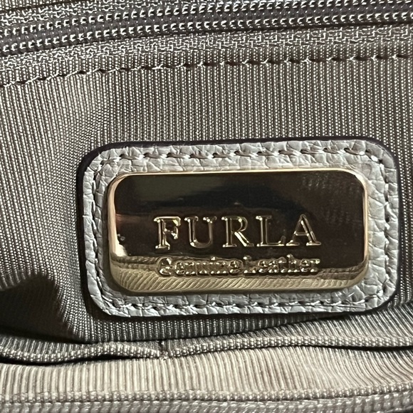 👜👜Furla pebbled leather tote bag with Removable shoulder straps. - Picture 10 of 16